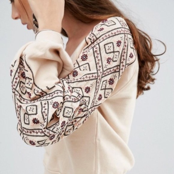 Free People Senorita Pullover Ivory  Sweatshirt - Picture 3 of 3